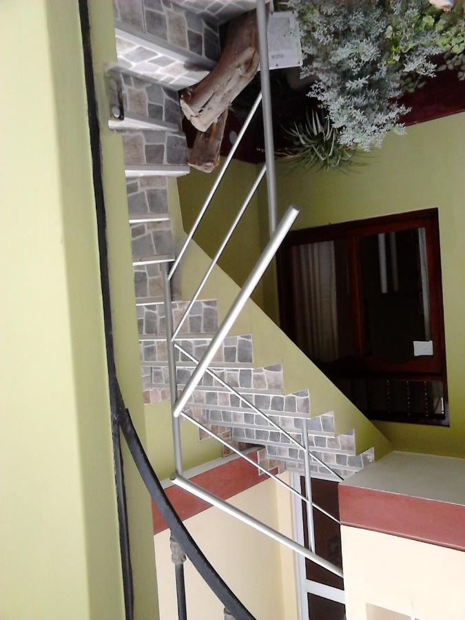 Hostal Geminis San Juan Bautista Ngoại thất bức ảnh
