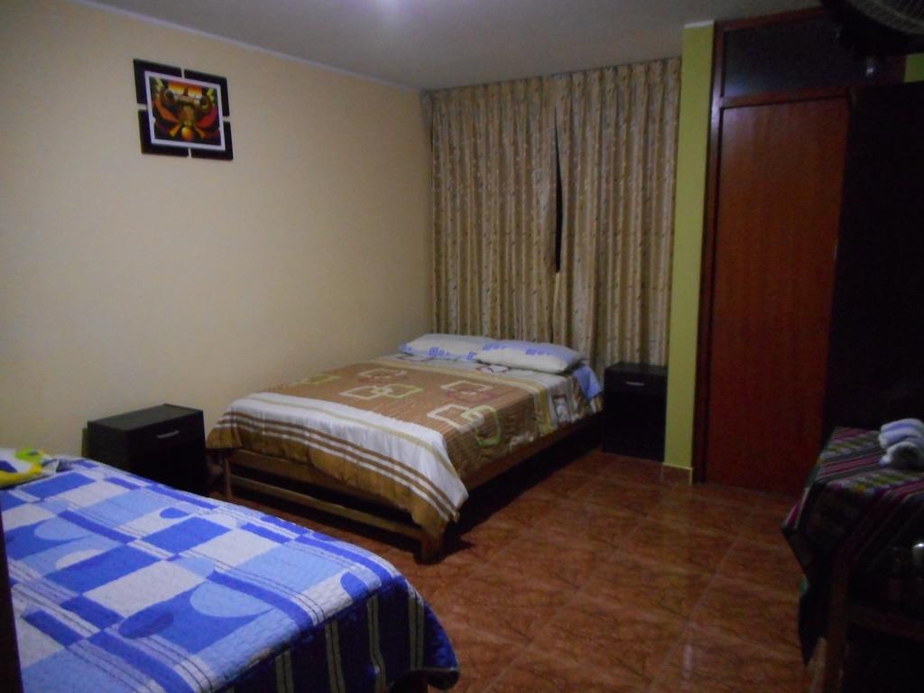Hostal Geminis San Juan Bautista Ngoại thất bức ảnh