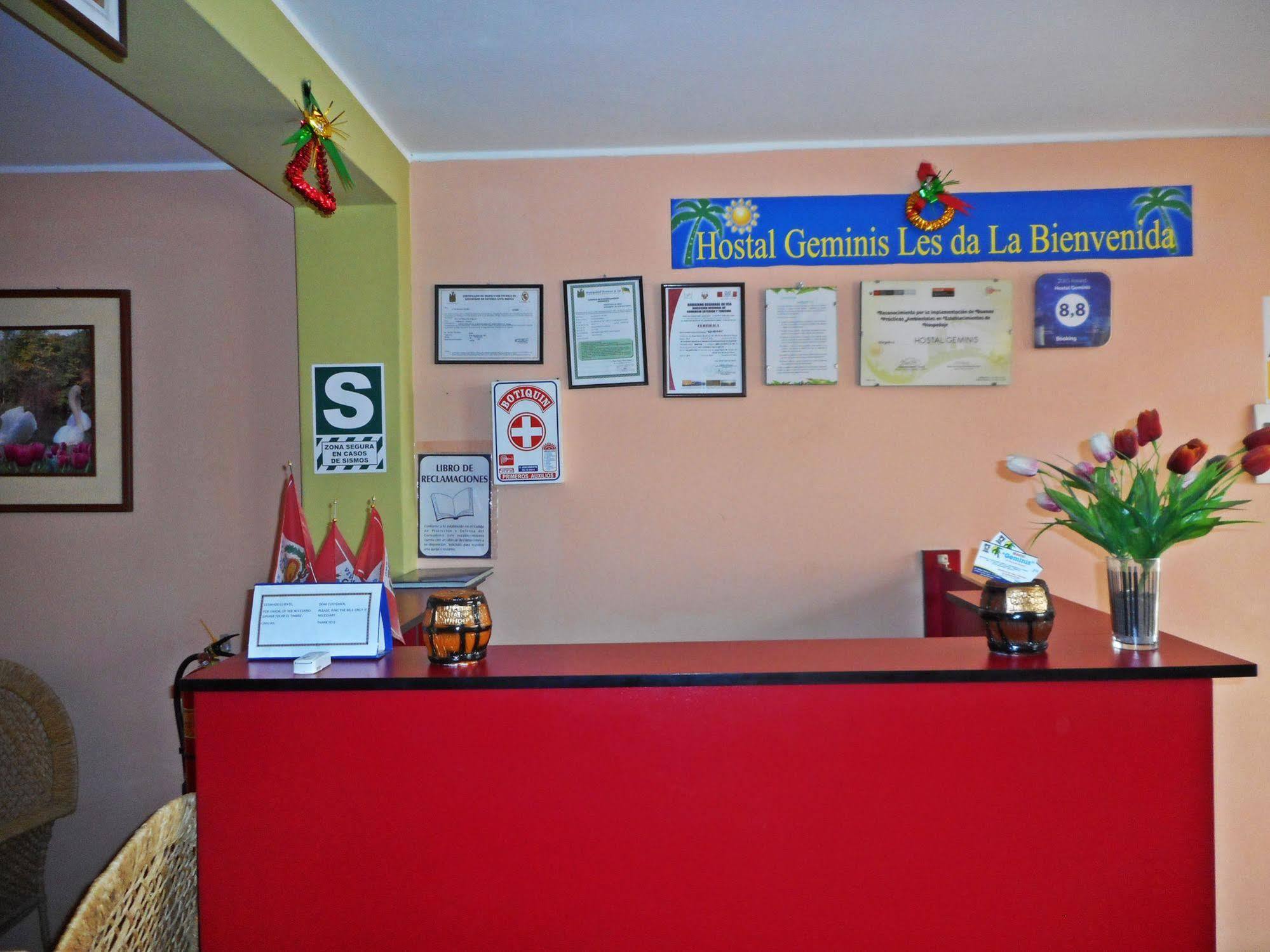 Hostal Geminis San Juan Bautista Ngoại thất bức ảnh
